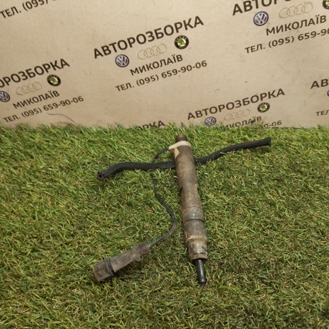 Форсунка інжектора 028130201J VAG