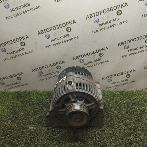 Авто генератор 028903027S VAG