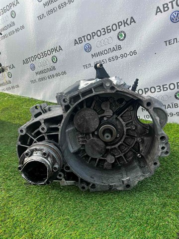 Механічна коробка перемикання передач 02Q300042S VAG