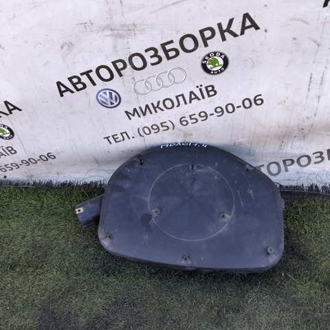 Корпус повітряного фільтра 030129611N VAG