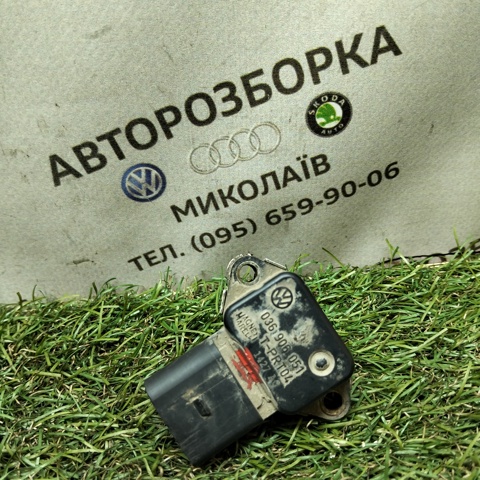 MAP сенсор 036906051 VAG