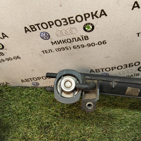 Регулятор тиску палива 037133035H VAG