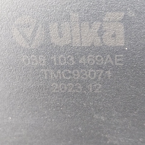 Кришка клапанів 038103469AE VAG
