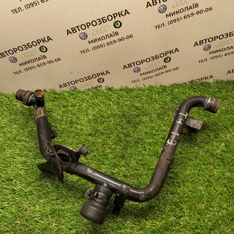 Водопровідна труба системи охолодження 038121065BH VAG