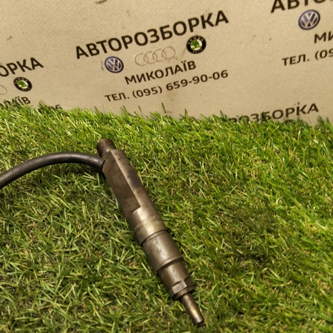 Форсунка інжектора 038130201G VAG