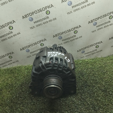 Авто генератор 038903023S VAG
