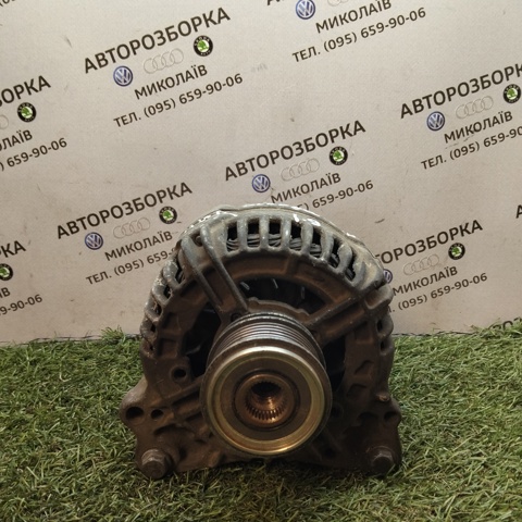 Генератор автомобільний 038903024F VAG