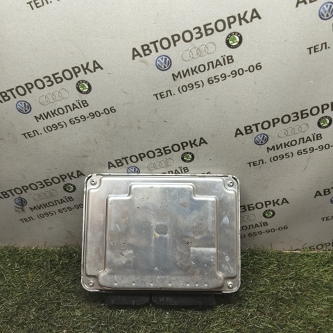 Блок двигуна 038906012HC VAG