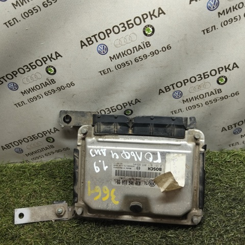 Модуль управління двигуном 038906019DD VAG