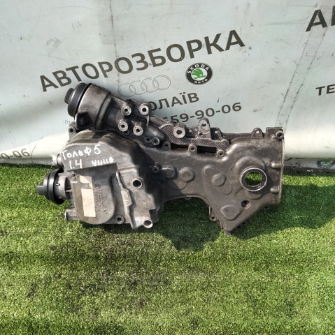 Кришка мотора передня 03C109211 VAG