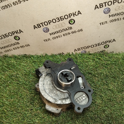 Насос вакуумний 03L145207 VAG