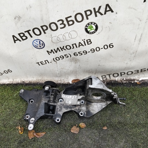Кронштейн генератора (натяжний) Volkswagen Jetta 6