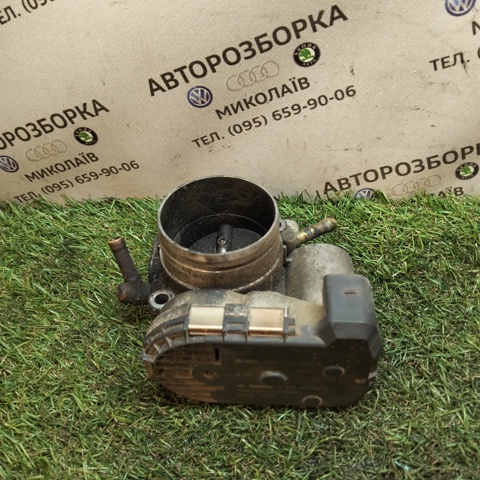 Заслінка повітряна 06A133062B VAG