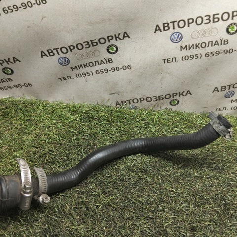 Трубка відводу картерних газів 06B103224B VAG