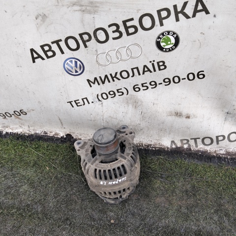 Генератор автомобільний 06F903023J VAG