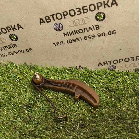 Натягувач ланцюга насоса масляного 06K109507H VAG