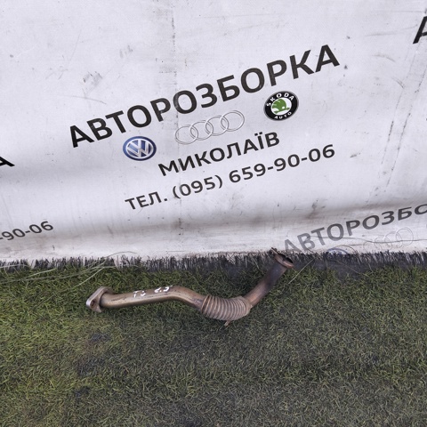 Патрубок радіатора системи рециркуляції ОГ 070131521AF VAG
