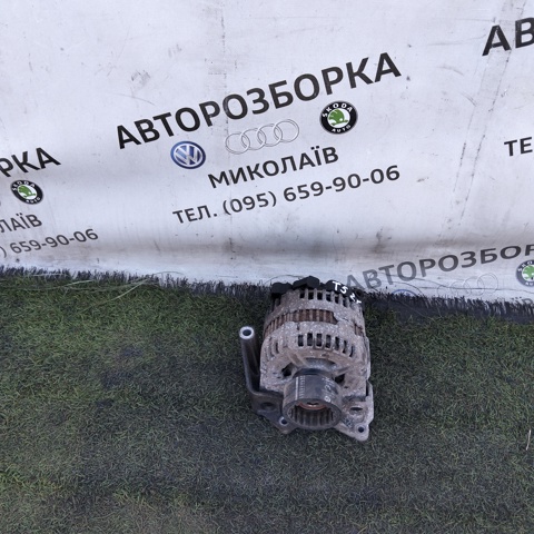 Генератор автомобільний 070903139B VAG