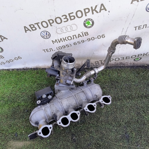 Колектор впускний 076129713A VAG