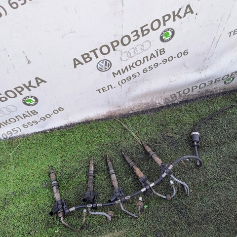 Трубка паливна, зворотня від форсунок 076130235 VAG