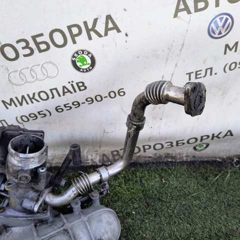 Патрубок радіатора системи рециркуляції ОГ 076131525D VAG
