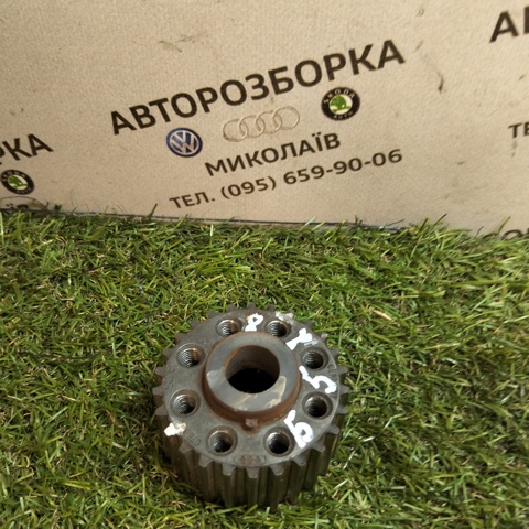 Зірка-шестерня приводу коленвалу двигуна 078105263C VAG