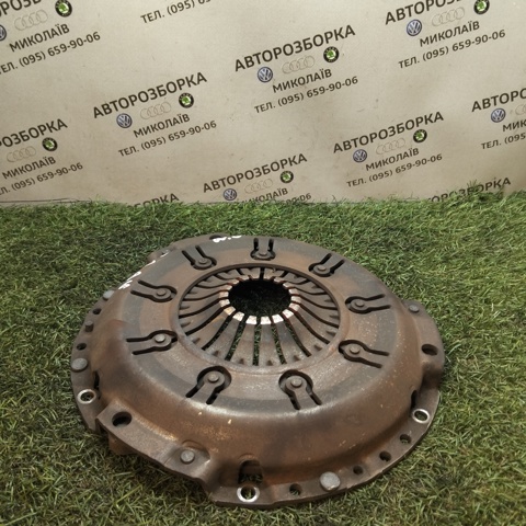 Корзина диска зчеплення 078141117J VAG