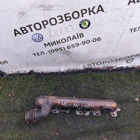 Колектор випускний, лівий 07Z253033Q VAG