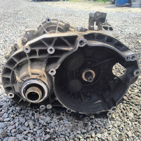 Ручна коробка передач 0A5300011DX VAG