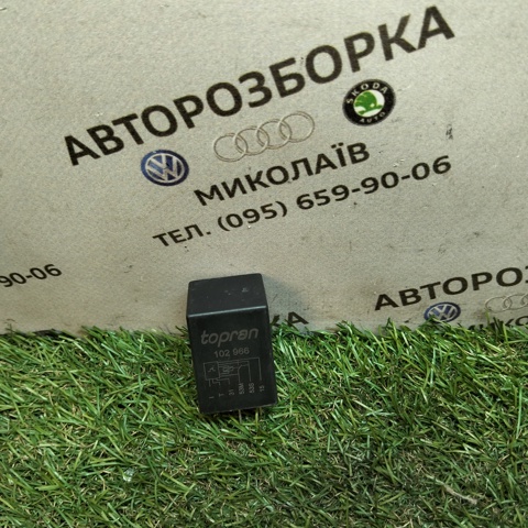 Реле управління двірниками 102966 HANS PRIES