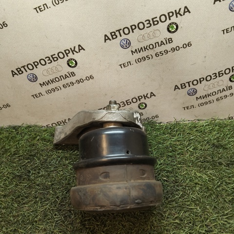 Права подушка мотора 1117910180 JP GROUP