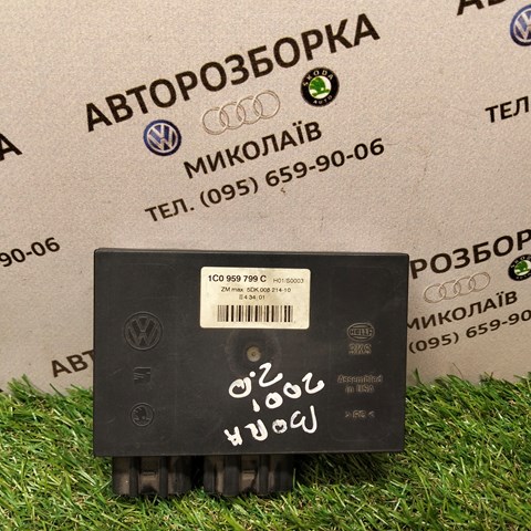 Блок управління центральним замком 1C0959799C VAG