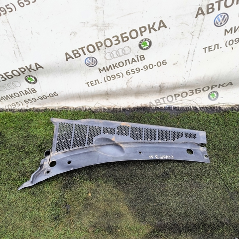 Водостік лобового скла, жабо 1H1819415B VAG