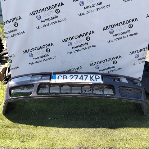 Буфер (бампер) передній 1H6807217A VAG