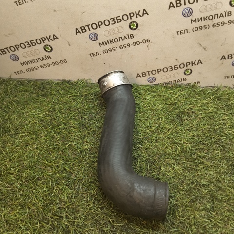 Шланг/патрубок інтеркуллера 1J0145828D VAG