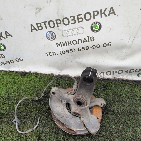 Цапфа - поворотний кулак передній, лівий 1J0407255N VAG