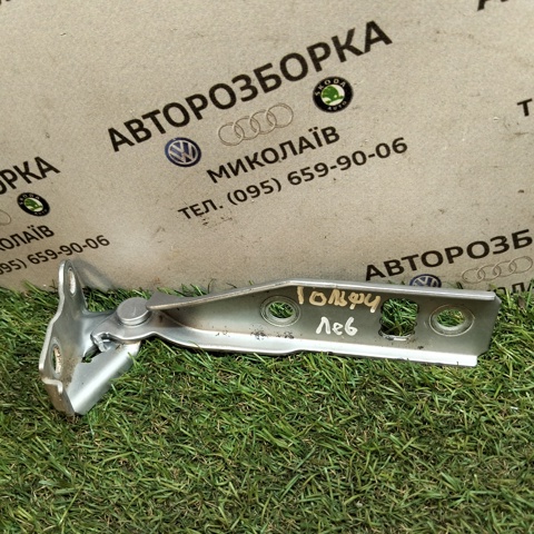 Завіс капота, лівий 1J0823301 VAG