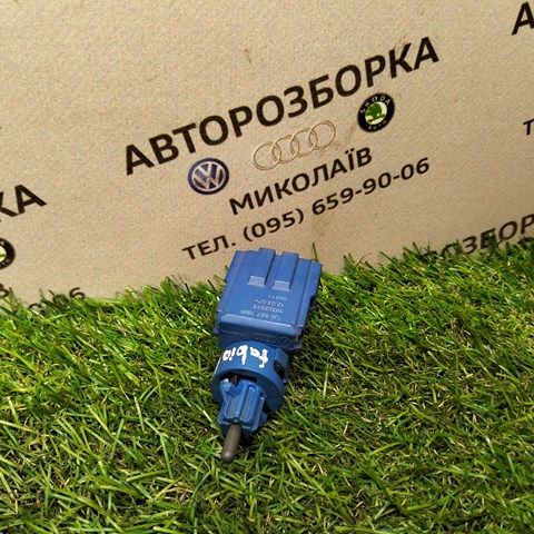 Датчик включення зчеплення 1J0927189F VAG