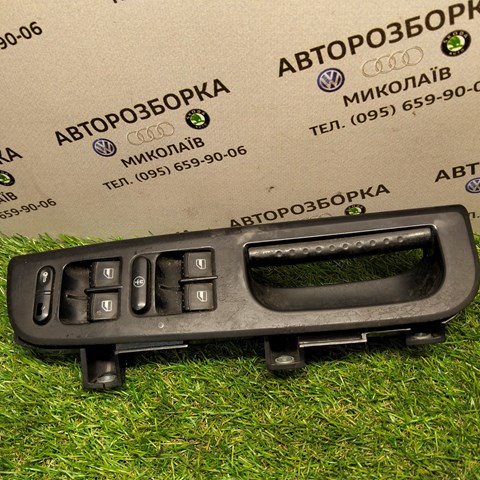 Кнопки переднього лівого склопід'ємника 1J4959857B VAG