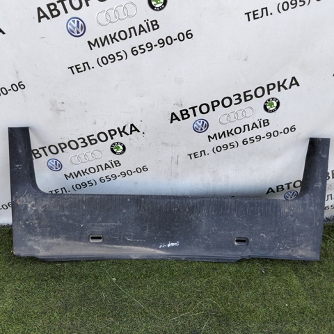 Накладка задньої панелі багажника 1J6863459C VAG