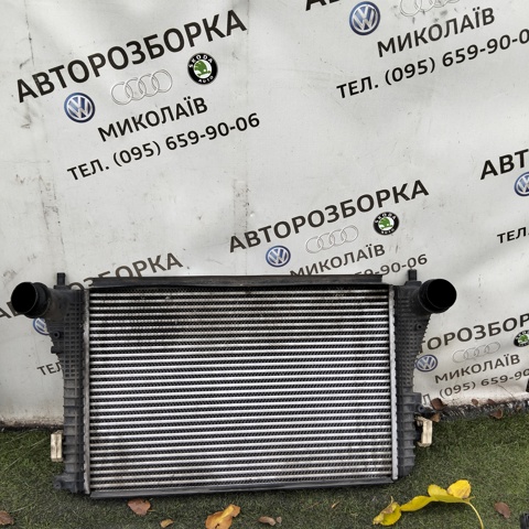 Система охолодження наддувочного повітря 1K0145803AF VAG