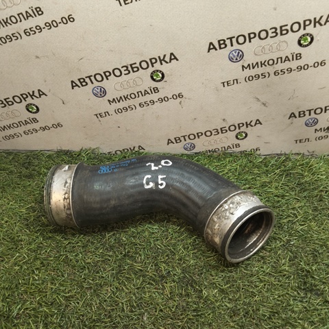 Шланг/патрубок інтеркуллера 1K0145838D VAG