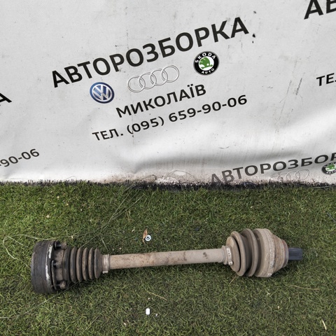 Піввісь передня ліва Сеат Толедо III
