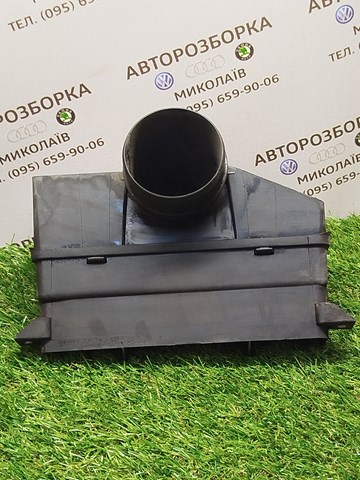 Повітроприймач 1K0805962 VAG