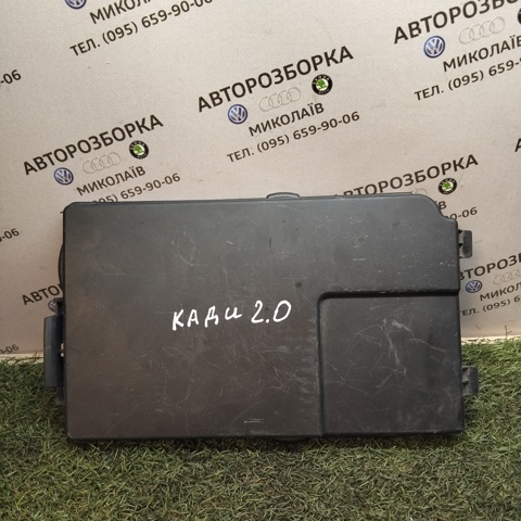 Кришка акумулятора (АКБ) 1K0915443 VAG