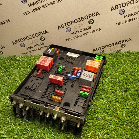 Монтажний блок 1K0937124K VAG