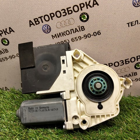 Мотор склопідйомника водійських дверей 1K0959793L VAG