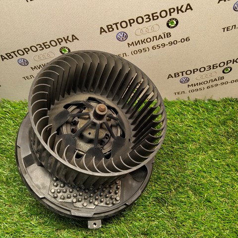 Моторчик пічки Фольксваген LT 28-35 1