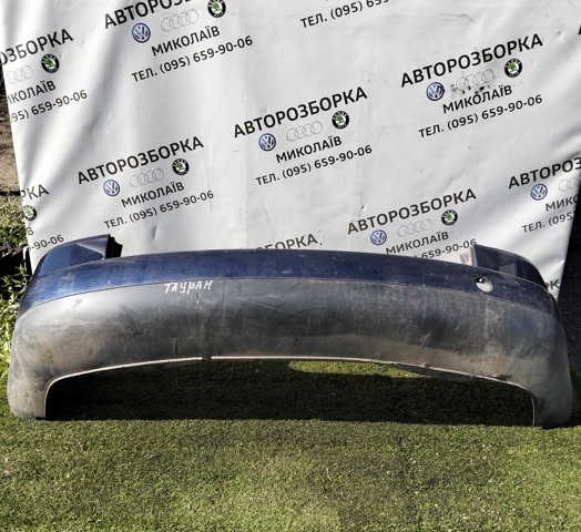 Кожух бампера заднього 1T0807421 VAG