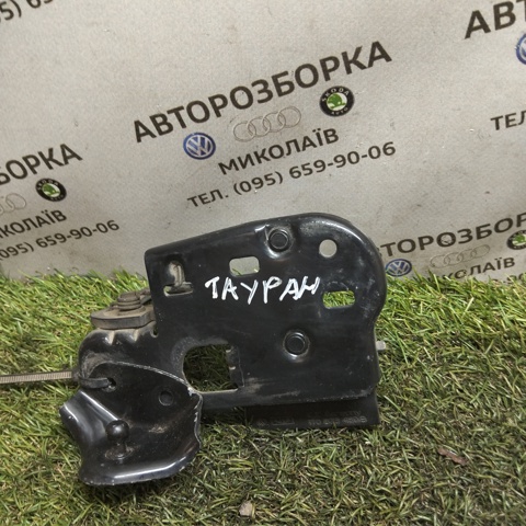 Замок капота 1T0823480B VAG